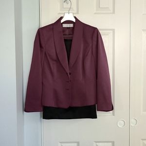 Tahari Arthur S. Levine 2 piece suit.